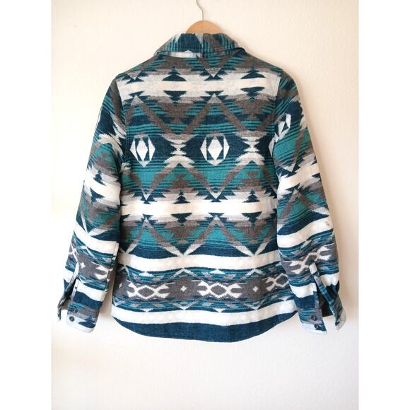 Victory Outfitters teal & gray thick flannel shacket quilted lining aztec print - Picture 2 of 7